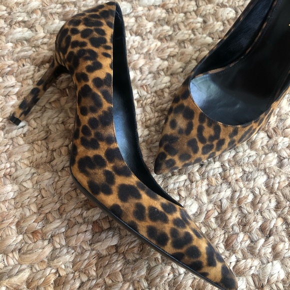 Saint Laurent Paris Anja Pump. Size 37.5 - Picture 6 of 14